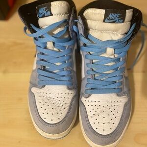 Air Jordan 1 university blue